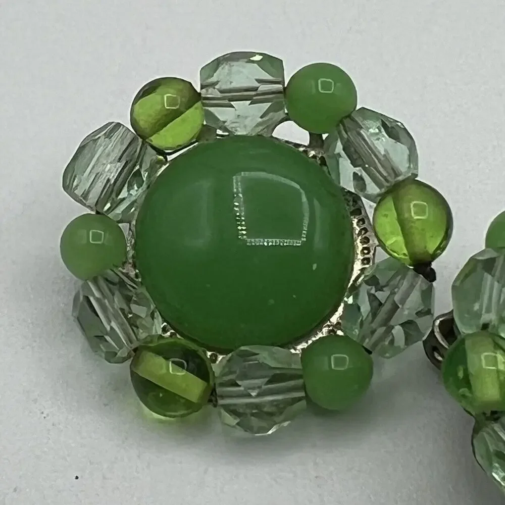 Vtg Lime Green Beaded Button Earrings Clip On Jadeite 1